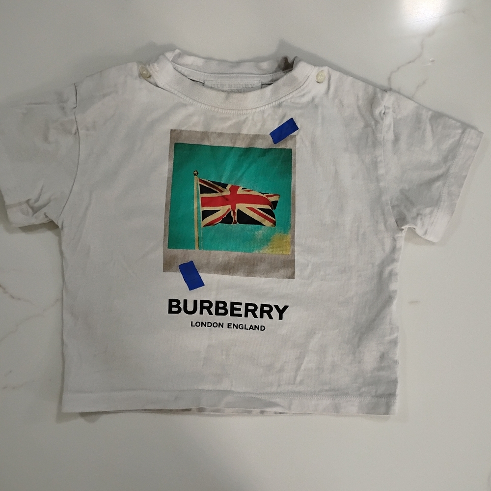 Burberry White Short Sleeve Tee with Graphic Print